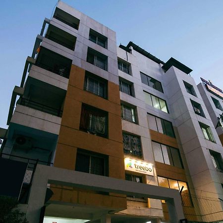 Hotel Treebo Empire Executive Premium, Hinjewadi à Hinjawadi Extérieur photo