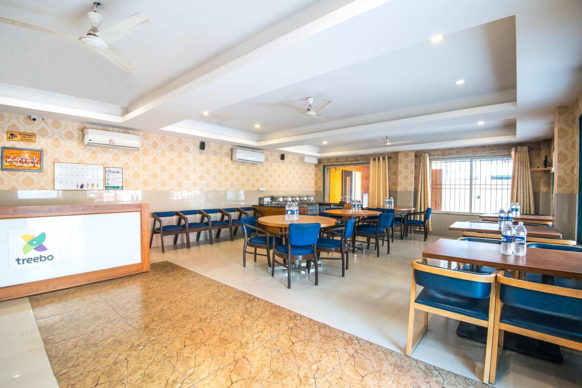 Hotel Treebo Empire Executive Premium, Hinjewadi à Hinjawadi Extérieur photo