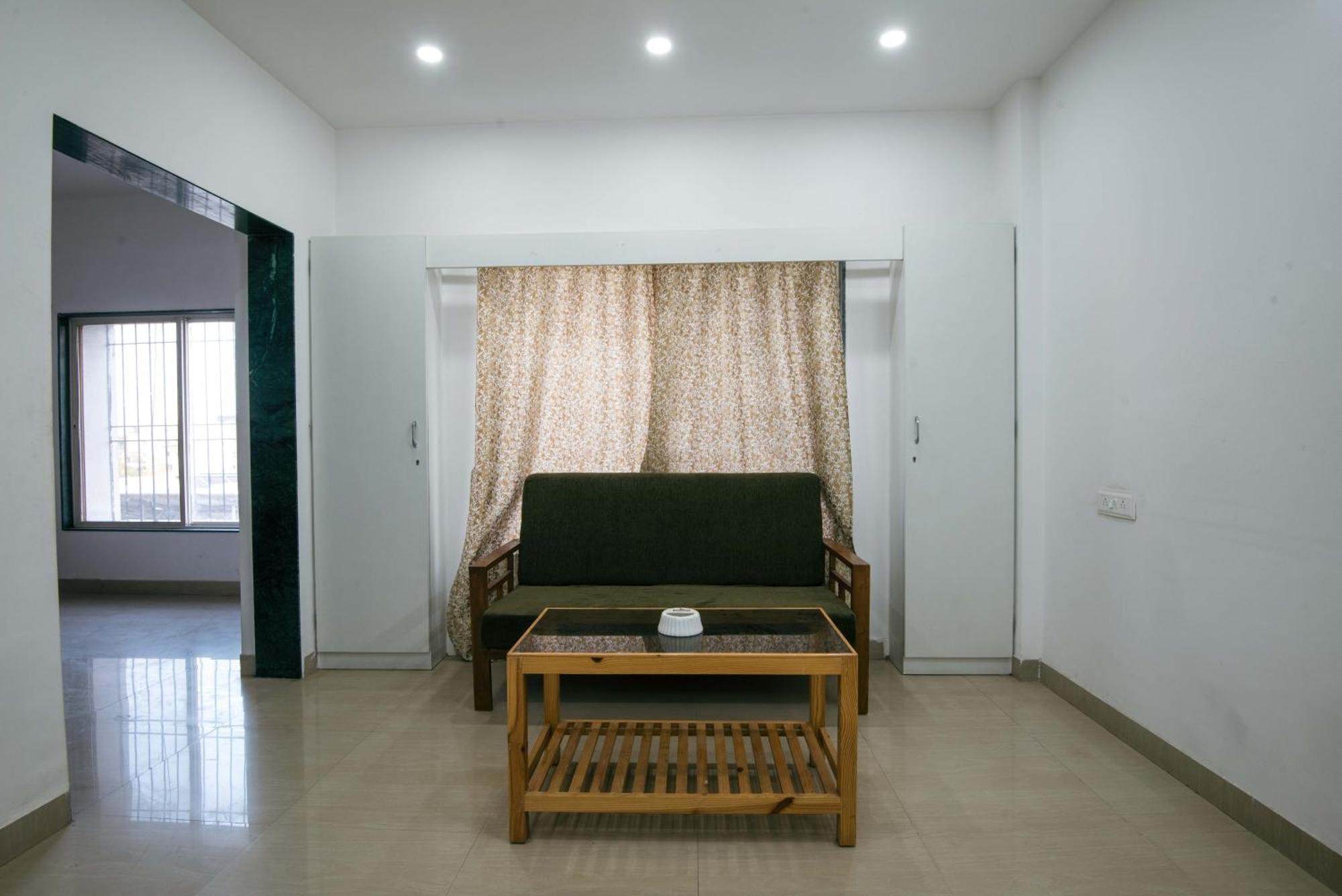 Hotel Treebo Empire Executive Premium, Hinjewadi à Hinjawadi Extérieur photo