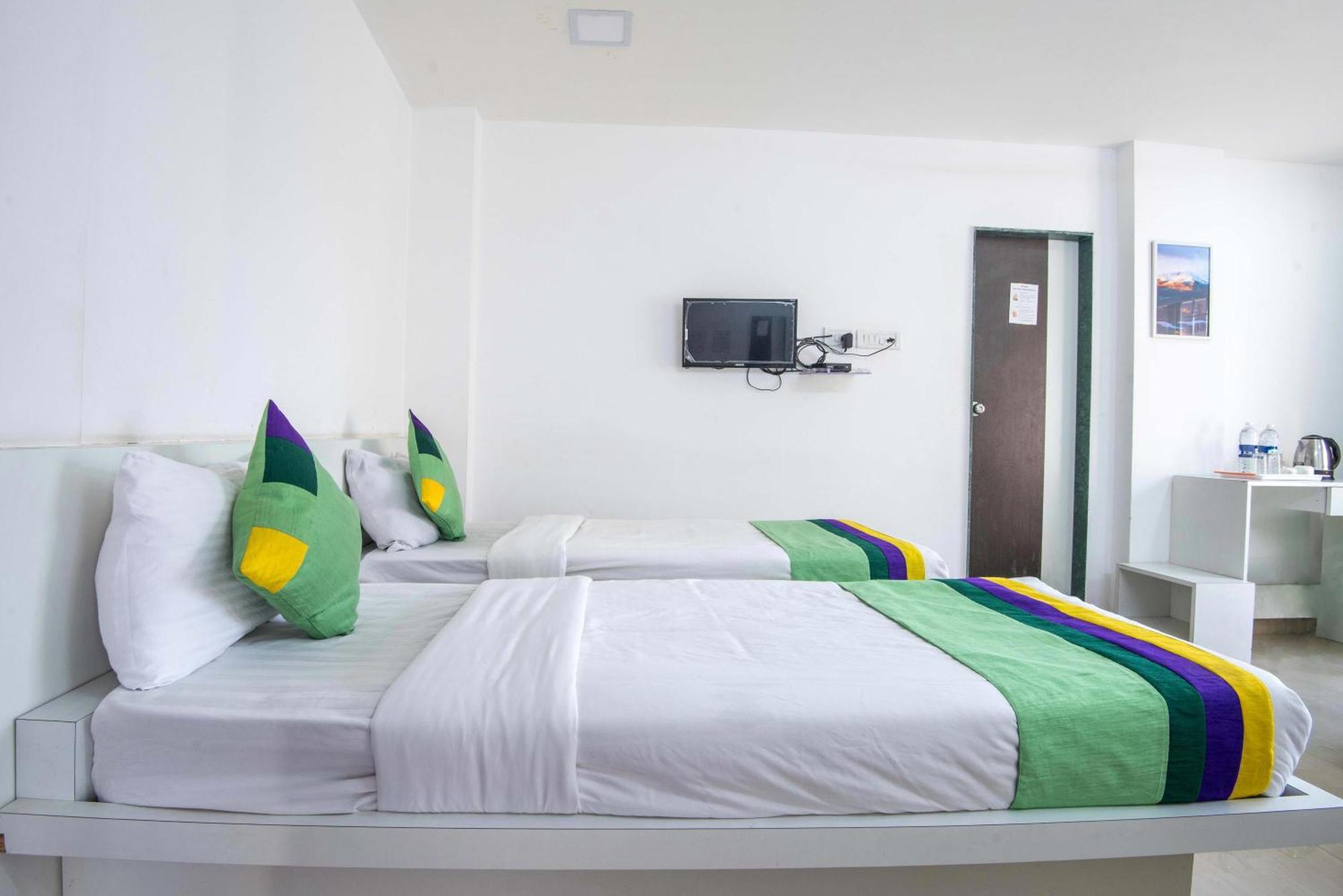 Hotel Treebo Empire Executive Premium, Hinjewadi à Hinjawadi Extérieur photo